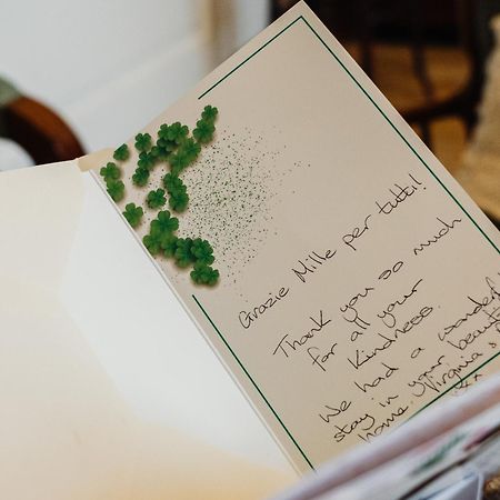 Bed and Breakfast Lo Specchio Dei Papiri Neapol Zewnętrze zdjęcie